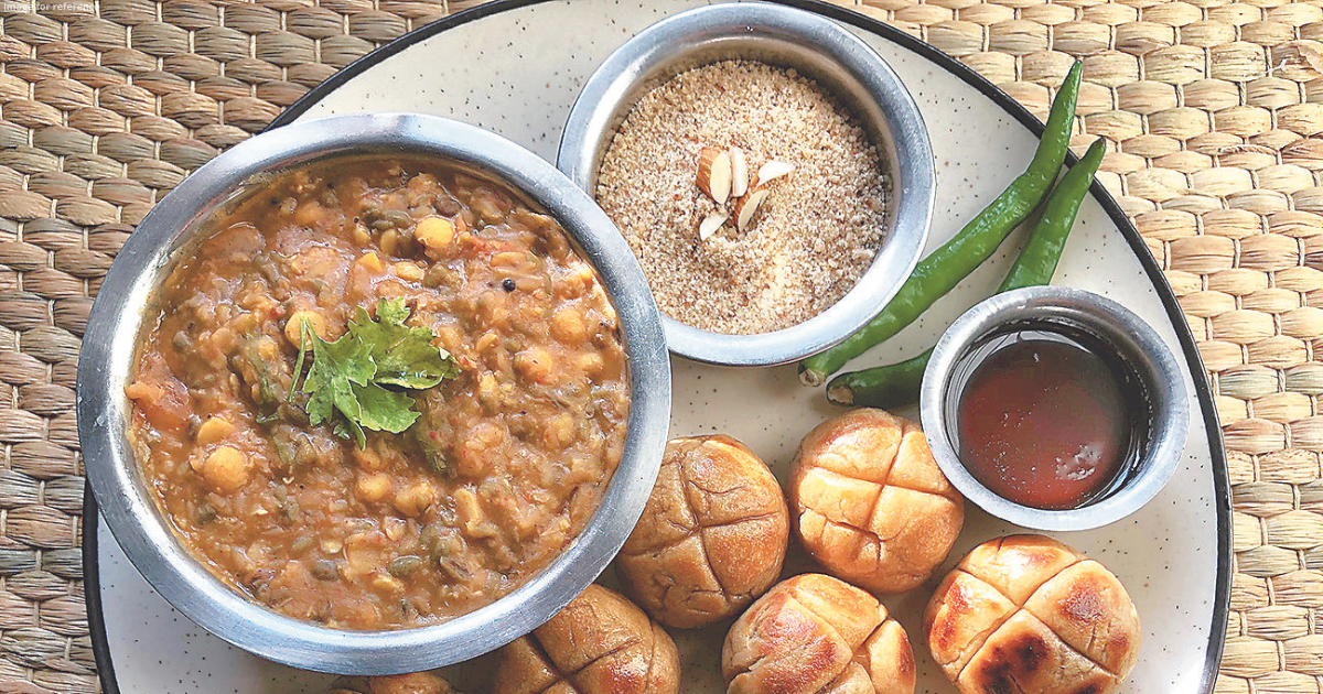 HOW MANY OF THESE 9 DESI FOODS HAVE YOU TRIED THIS MONSOON